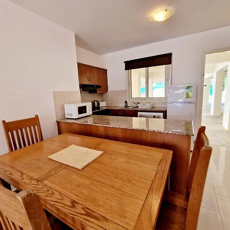 C5 Vanessa Poolside * 페이야